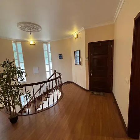 Panoramic View - 3br Two-storey Funchal