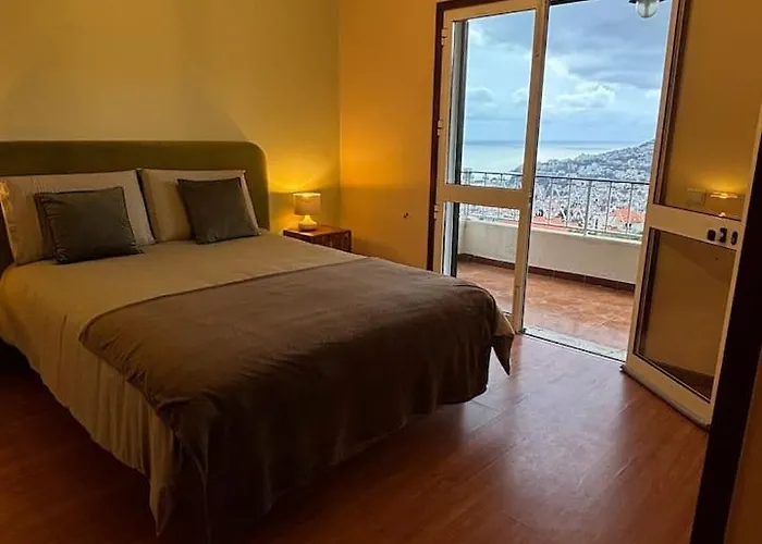 Panoramic View - 3br Two-storey *