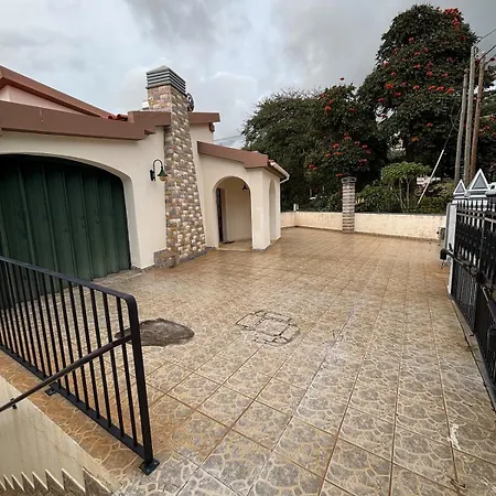 Panoramic View - 3br Two-storey Apartment Funchal (Madeira)